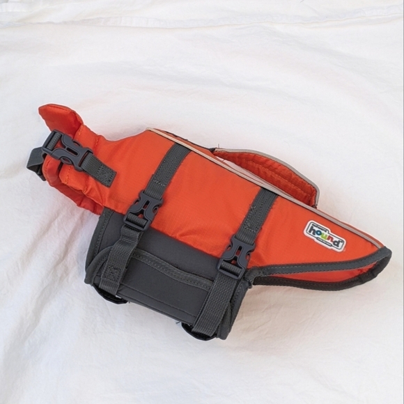 Outward Hound Dog Life Vest 🦺 - Picture 1 of 5